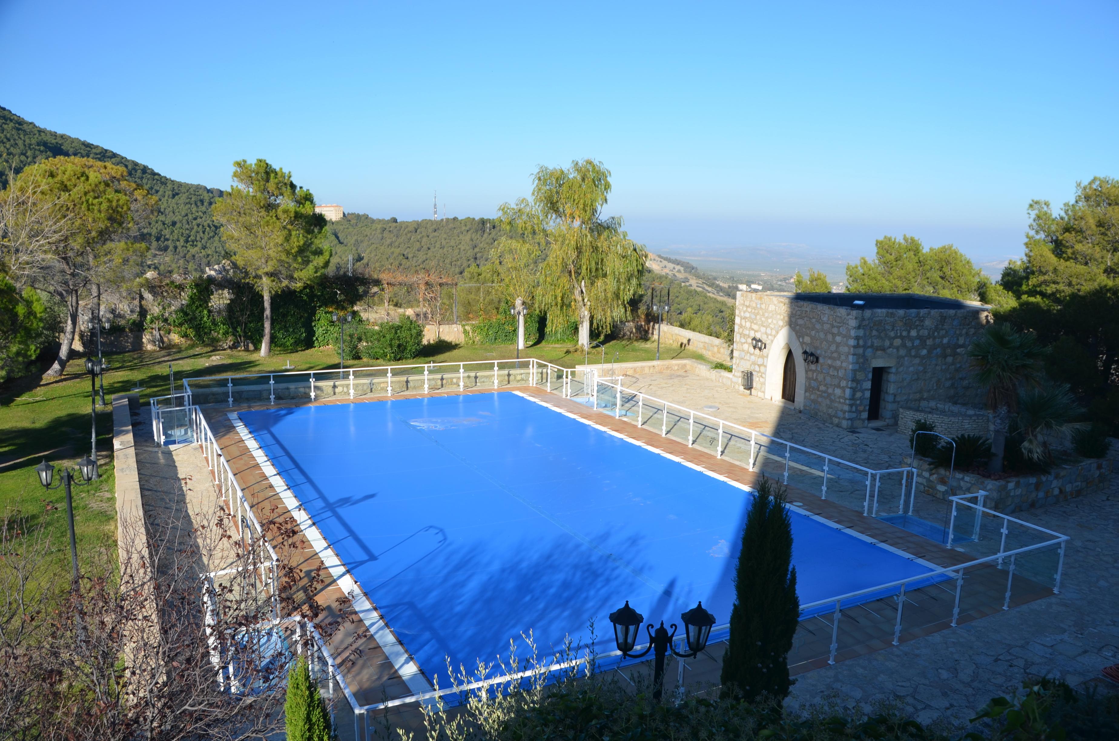 Parador De Jaen Hotel Exterior photo